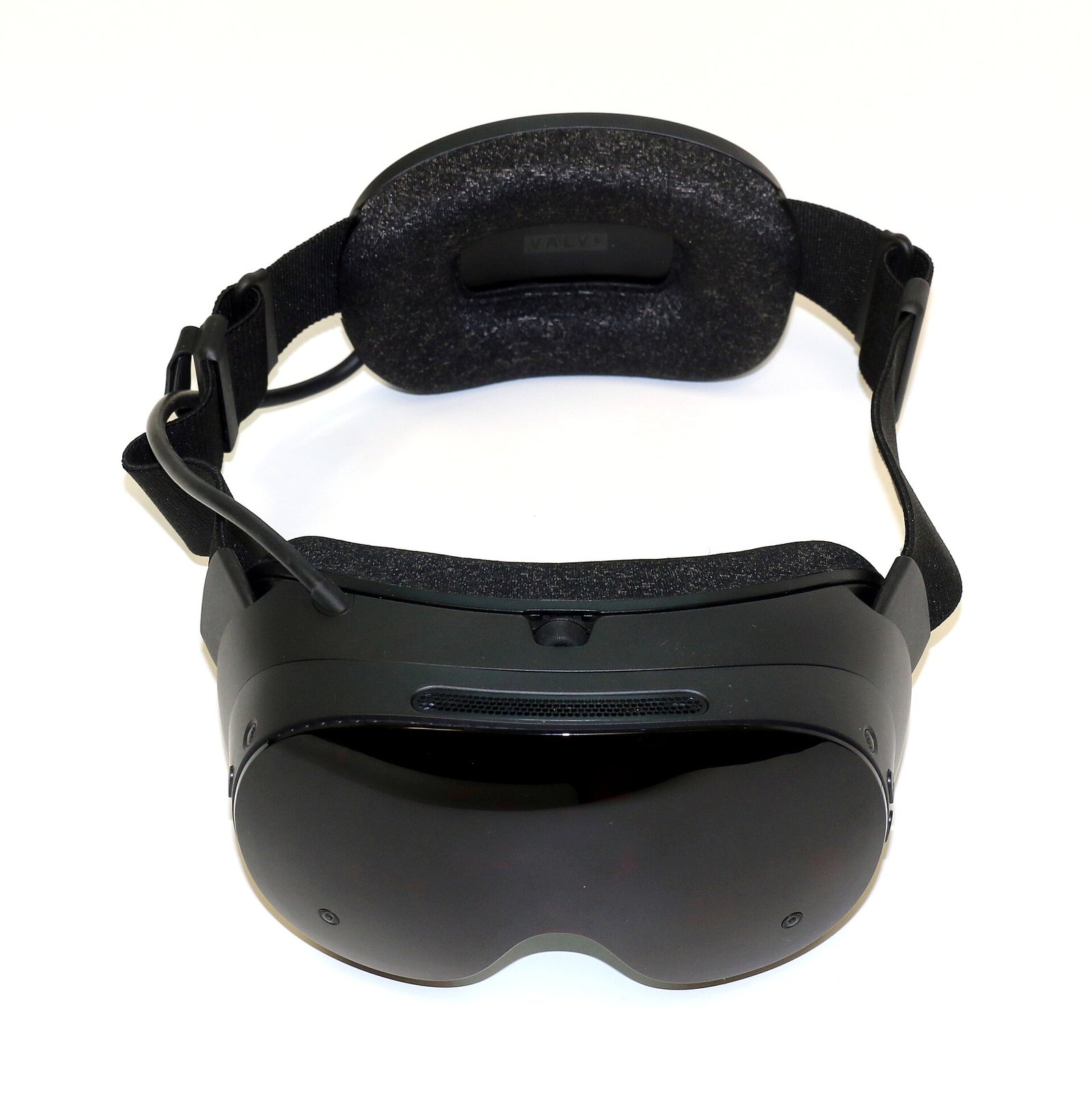 Valve Steam Frame headset front view, central to the Valve VR strategy